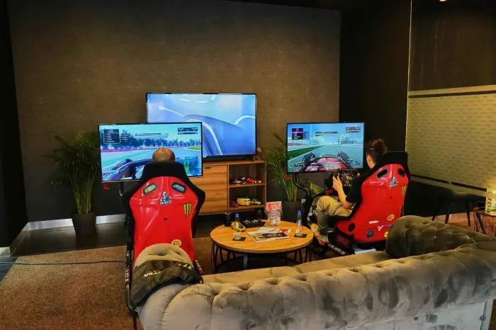 Sim Master simulator set up for home rental